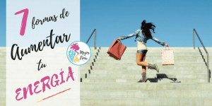 mujer saltando por las escalera con energía. PH by PH by Javi_indy / Freepik
